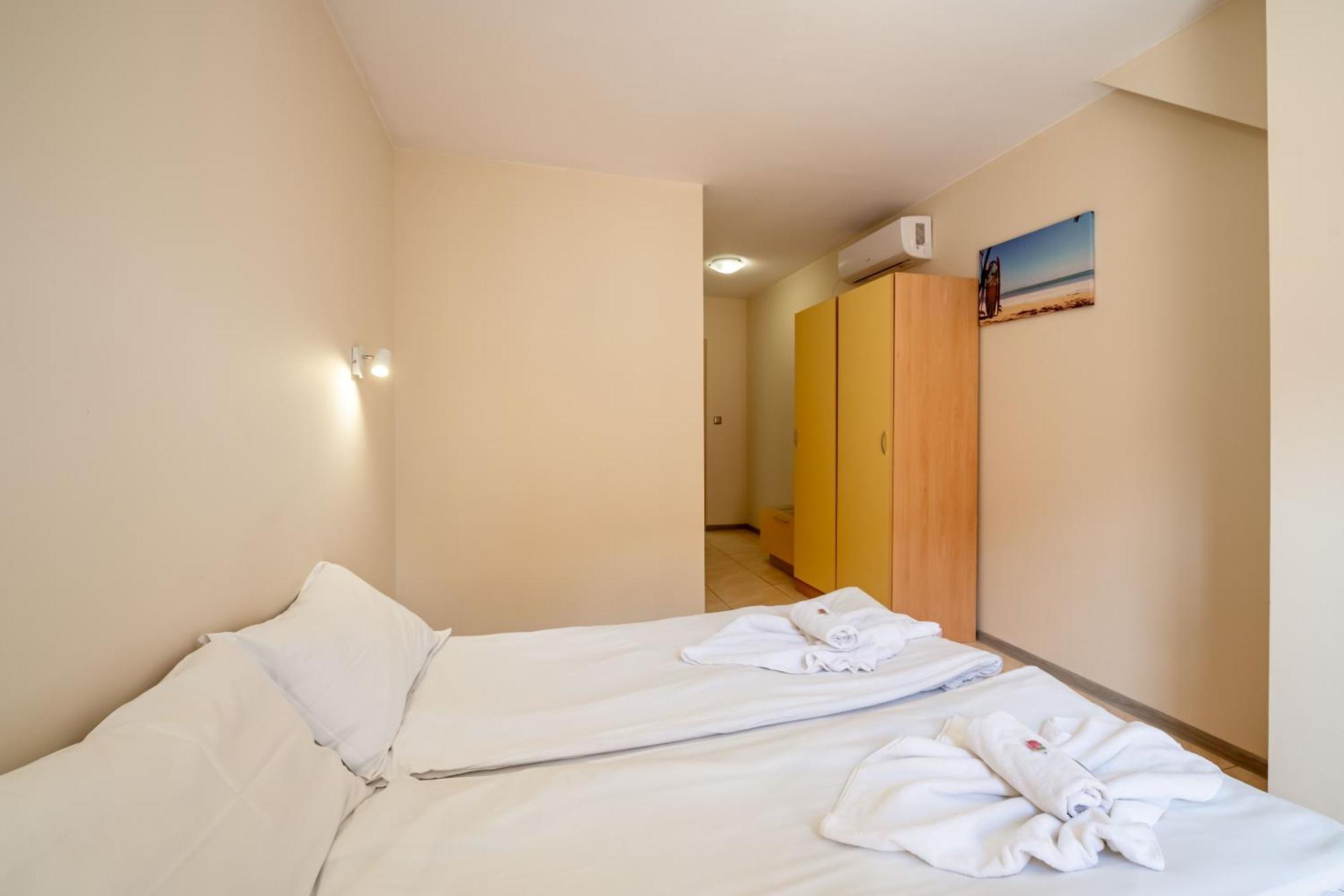 Perla Apartments نيسيبار المظهر الخارجي الصورة